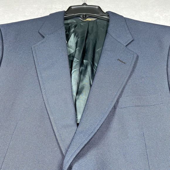 Palm Beach Blazer Mens Size 46 Solid Navy Blue Two Gold Buttons Wool Blend - Picture 2 of 14